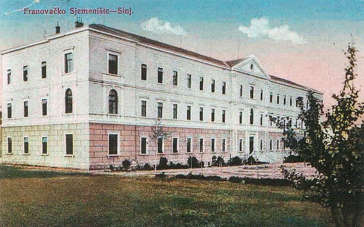 Sinj Franciscan Grammar School with the public work right