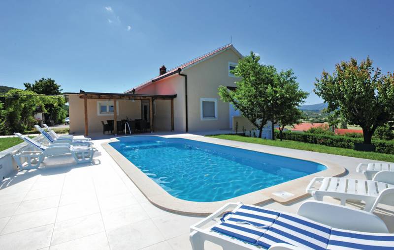 Vacation villa Festina Lente ****