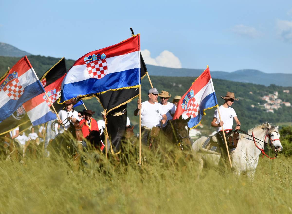 Održana jubilarna 10. konjička karavana – Ljeto ’95.