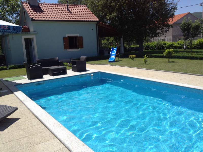 Čatipović Villa Holiday Home *****